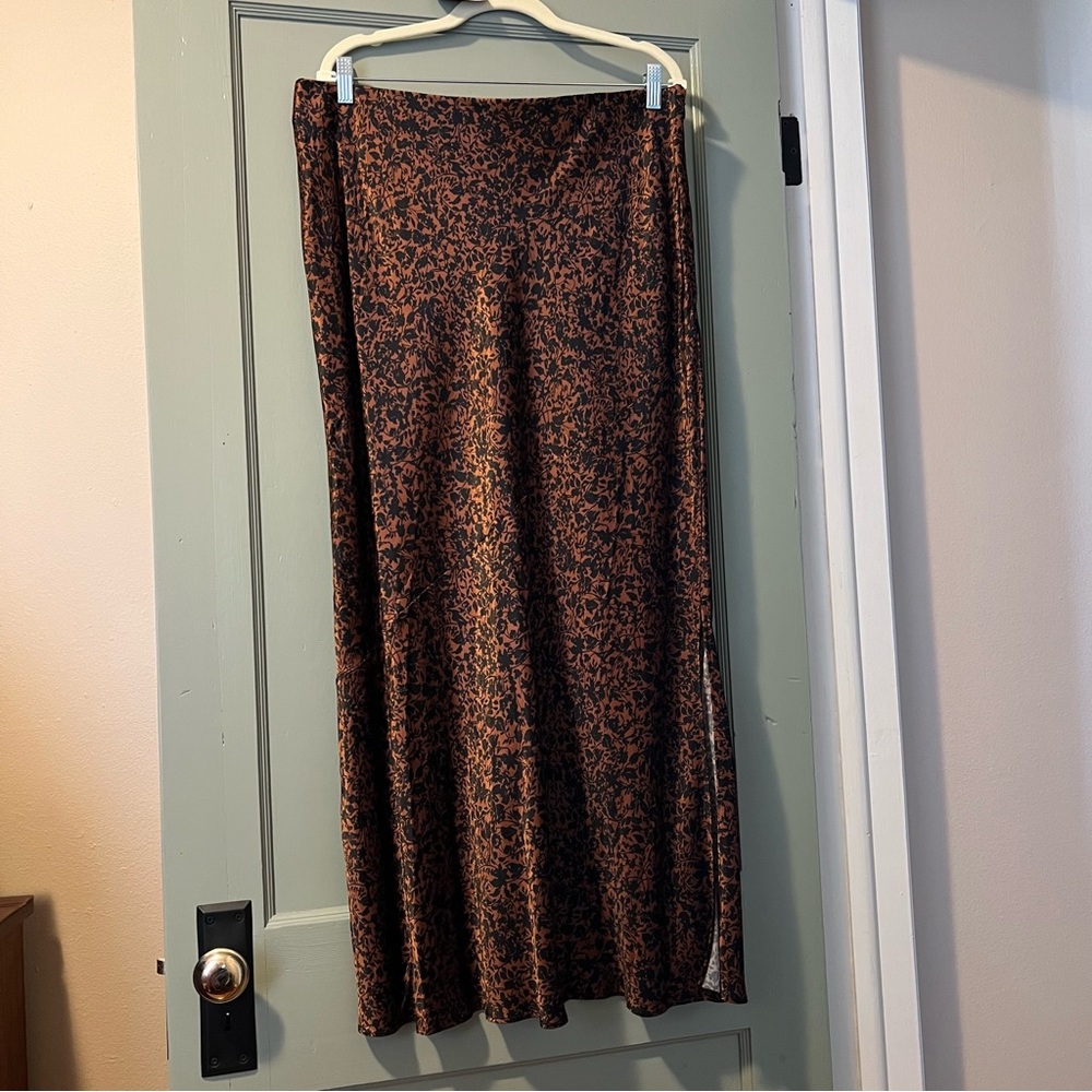 Melrose and Market Brown and Black Bias Satin Maxi Skirt